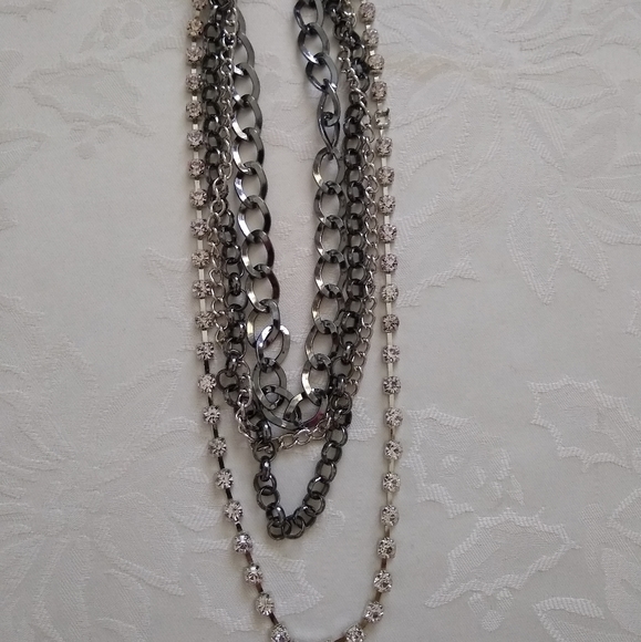 Statement multi strands layered chain lavender crystals silvertone - Picture 5 of 9